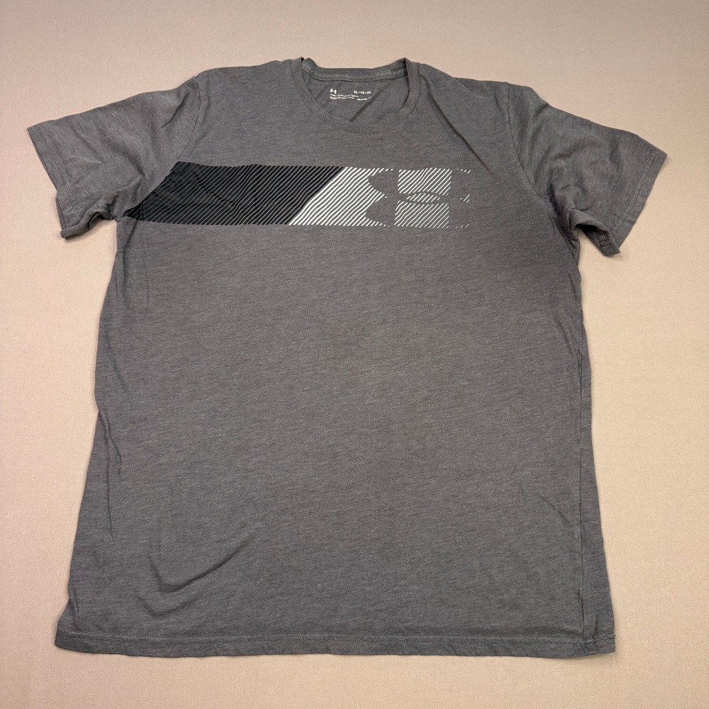 Under Armour HeatGear Mens XL Gray Graphic Stripe Short Sleeve T-Shirt Loose Fit